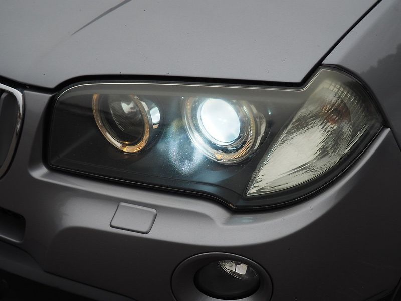 BMW X3 (2007) 3.0D 160 kW - fotka 7 z 32