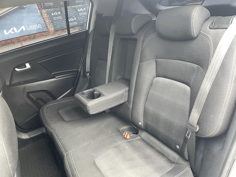 Kia Sportage (2013) 1,7 CRDi 4x2 Active  - fotka 19 z 21