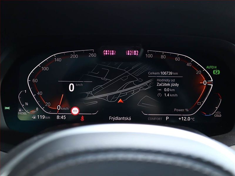 BMW X5 (2022) xDrive30d - fotka 9 z 25