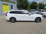 Volvo V60 2,0 D 145kW Momentum mHEV AUT - náhled 9