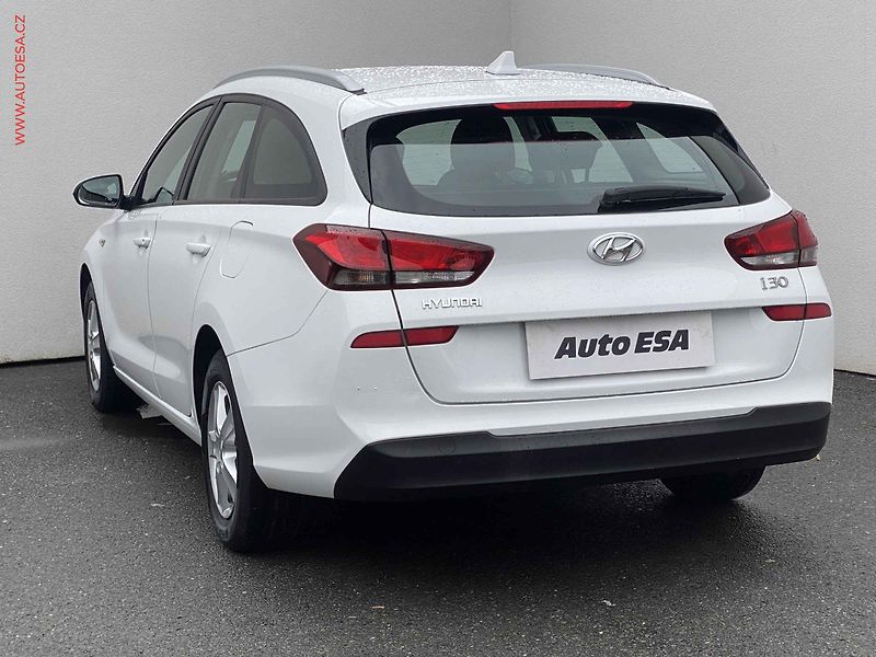 Hyundai i30 (2021) 1.5DPI, 1.maj,ČR, AC - fotka 6 z 16