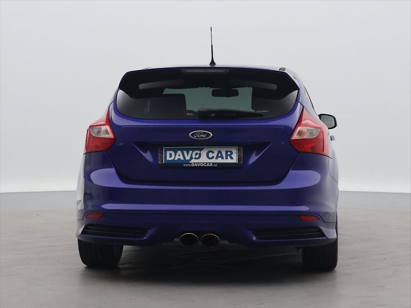 Ford Focus 2,0 EB 184kW ST Aut.klima - fotka 6 z 34