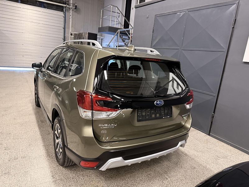 Subaru Forester (2023) 2.0i Hybri,REZERVOVÁNO - fotka 13 z 46