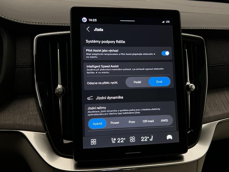 Volvo XC90 (2026) T8 AWD RECHARGE ULTRA DARK - fotka 41 z 46