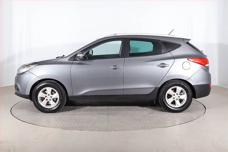 Hyundai ix35 (2012) 2.0 CRDi, 4X4, Serv.kniha - fotka 3 z 21