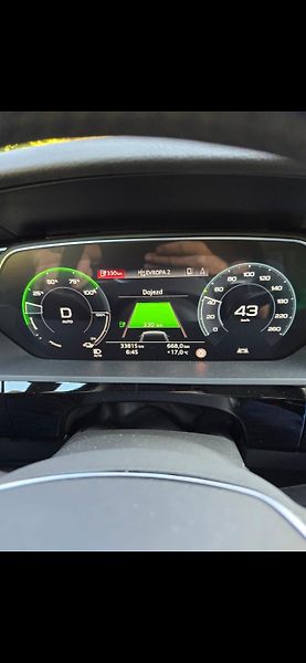 Audi e-tron /230kW - fotka 14 z 14