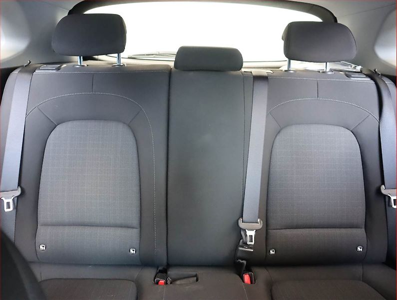 Hyundai Kona (2023) 1.0 T-GDI, Serv.kniha - fotka 10 z 18
