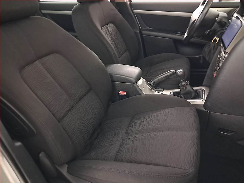 Peugeot 407 (2009) 1.6 HDi, po STK, Tažné - fotka 9 z 17