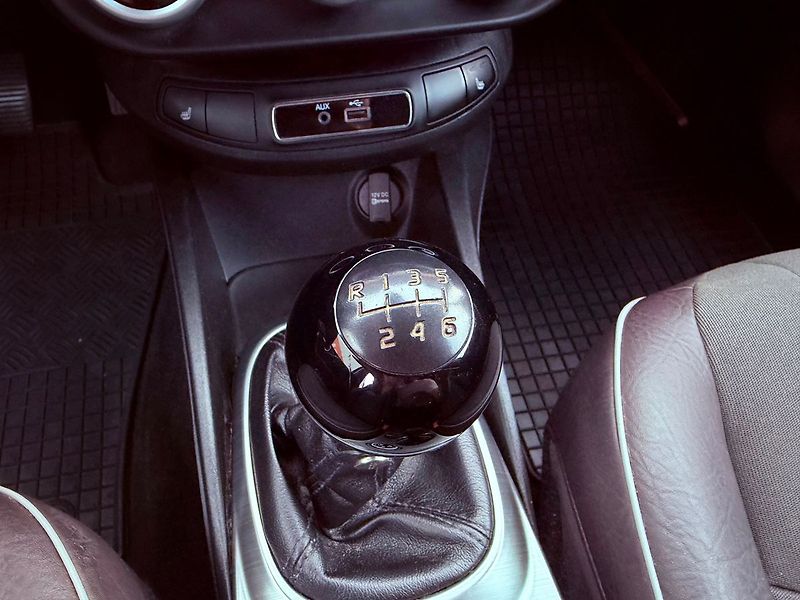 Fiat 500X 1.4 MultiAir Turbo, ČR - fotka 20 z 25