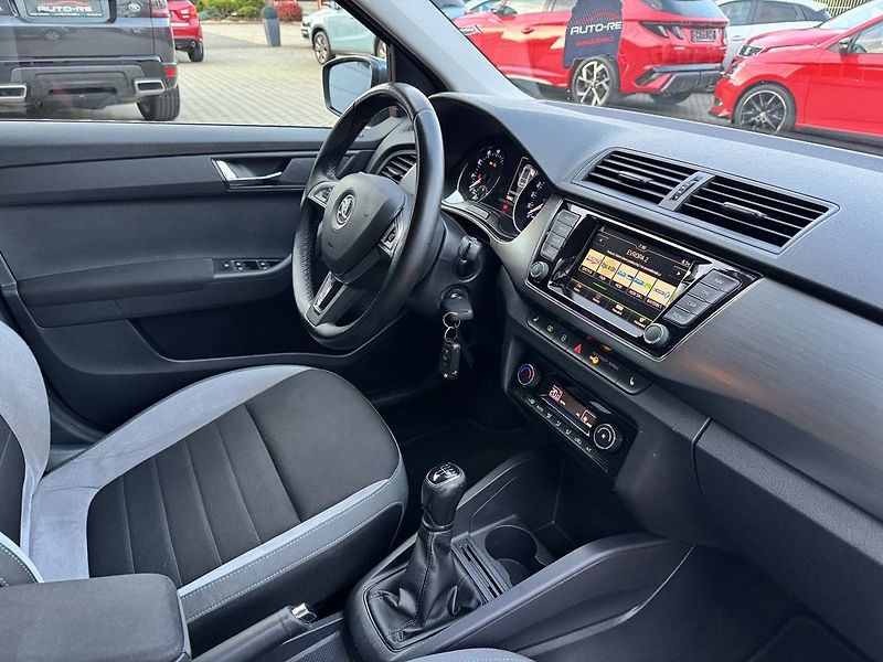 Škoda Fabia (2016) 1.2TSi JOY Navi Digi Klima - fotka 18 z 50