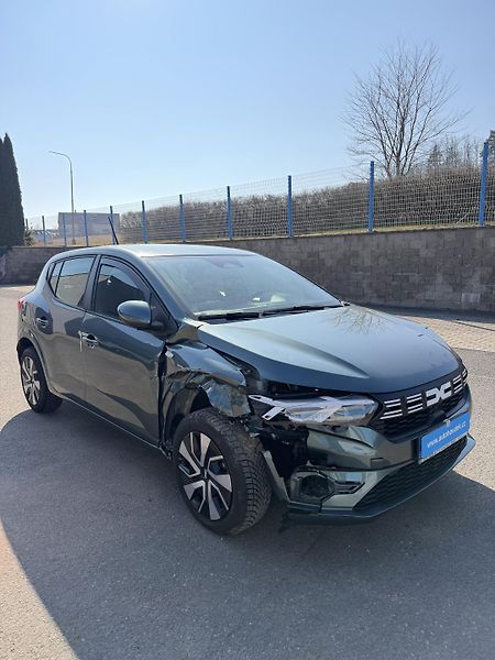 Dacia Sandero 1,0i 67kW LPG  - fotka 2 z 15