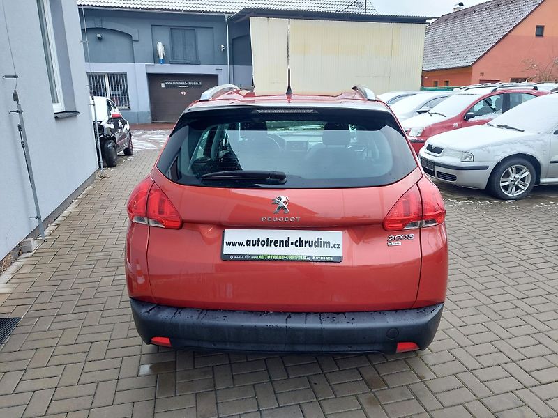 Peugeot 2008 (2015) 1.2-81kW THP - fotka 8 z 38