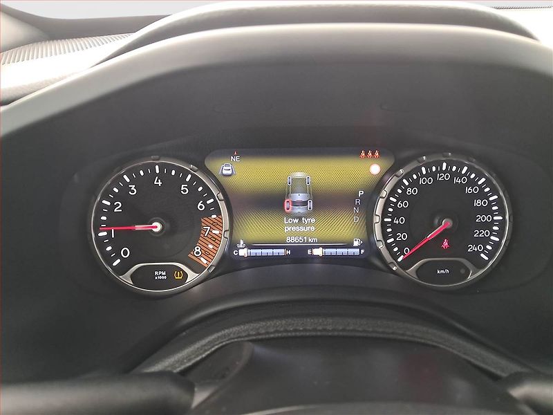 Jeep Renegade (2019) Limited 1.3 T-GDI, Automat - fotka 11 z 23