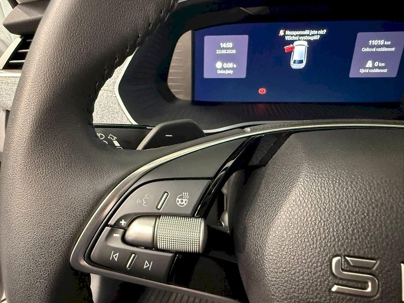 Škoda Octavia (2026) TOP SELECTION 2.0TSI 150KW MAT - fotka 15 z 34