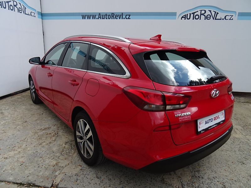 Hyundai i30 (2018) 1.4T-GDi,103kW,1majČR,S.k,DPH! - fotka 3 z 25
