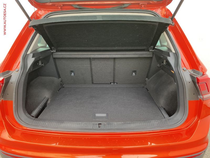 Volkswagen Tiguan (2017) 1.4 TSi, Sound, navi - fotka 7 z 17