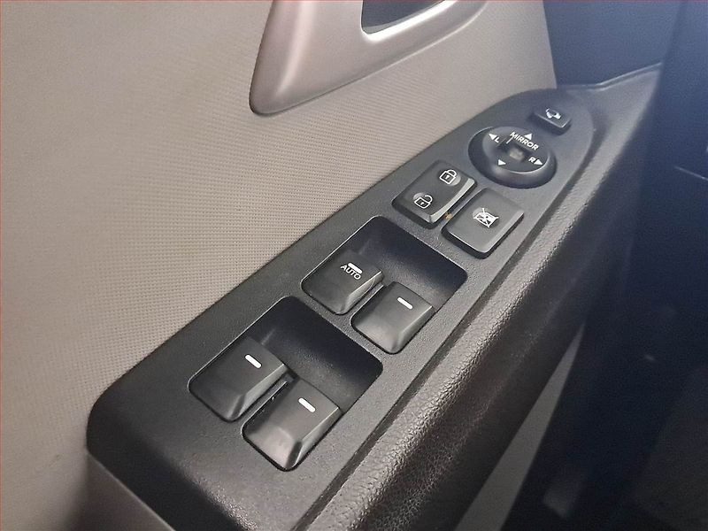 Kia Sportage (2014) 1.6 GDI, Navi, Tempomat - fotka 16 z 18