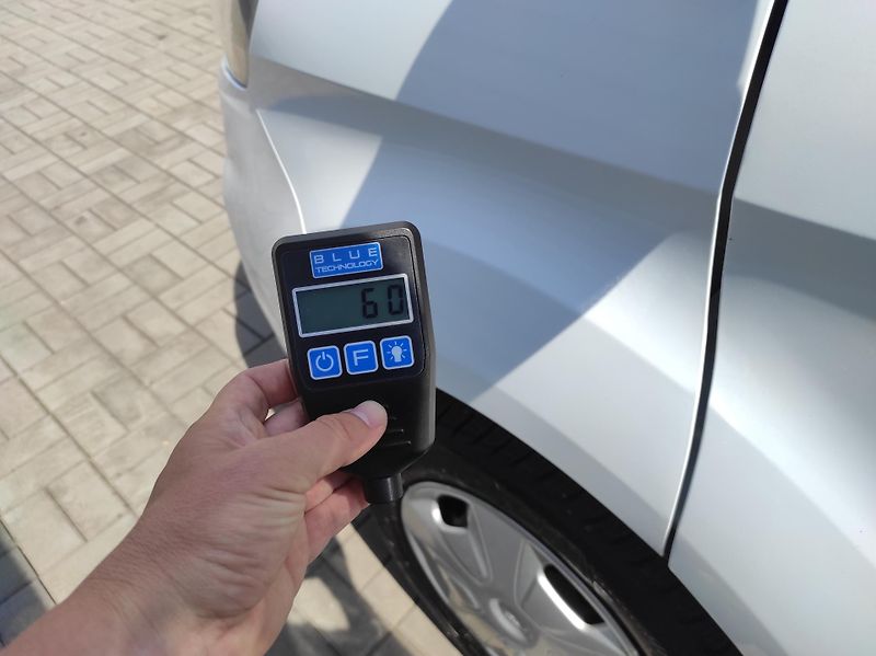 Ford Transit Custom 2.0EcoBlue mHev, L2, 6 míst,TZ - fotka 43 z 44