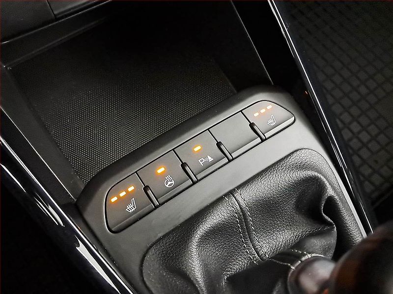 Kia Rio (2022) Exclusive 1.0 T-GDI - fotka 19 z 19