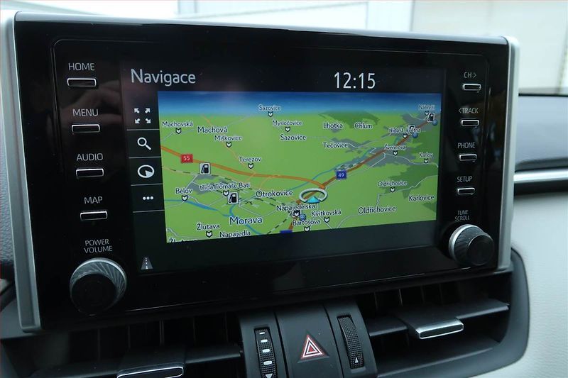 Toyota RAV4 (2019) 2.5 Hybrid - fotka 16 z 30