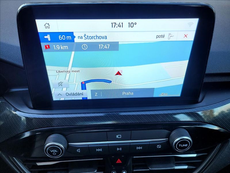 Ford Kuga 2,5 PHEV,165KW,ST-LINE,led,kůž - fotka 25 z 50