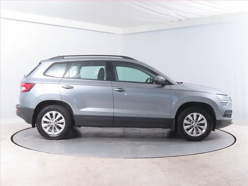 Škoda Karoq (2021) Ambition Plus 2.0 TDI - fotka 6 z 15
