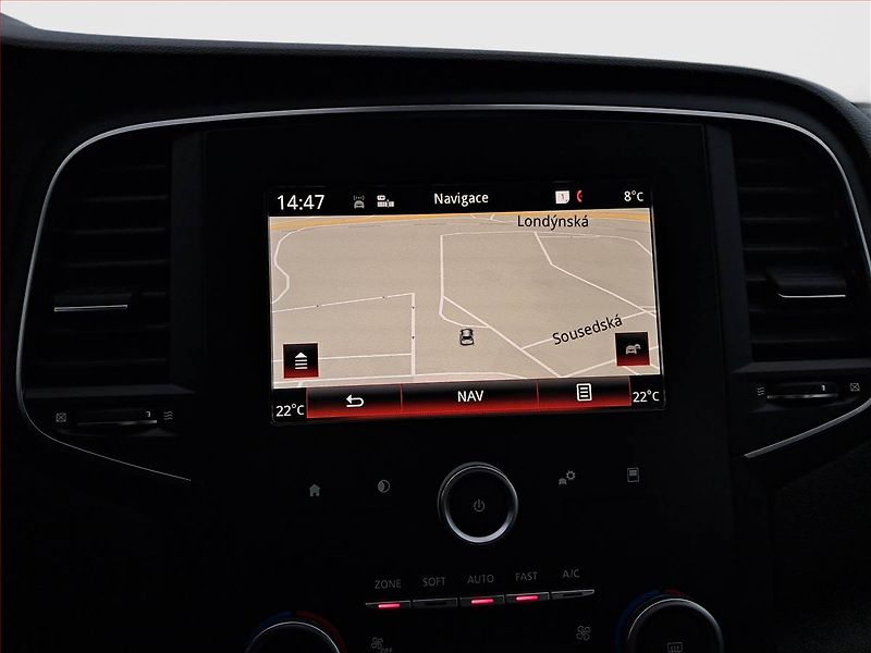 Renault Mégane (2018) 1.5 dCi, Navi, Park. senzory - fotka 13 z 19