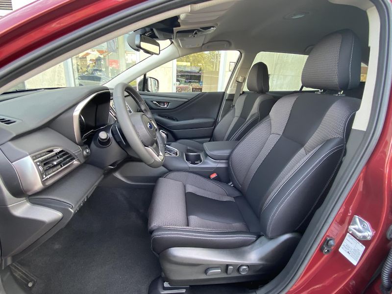 Subaru Outback 2.5i-ACTIVE EyeSight MR 2025 - fotka 10 z 18