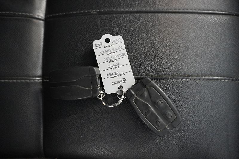 Land Rover Freelander (2012) 2,2T LEATHER ETC AUTOMAT - fotka 31 z 46