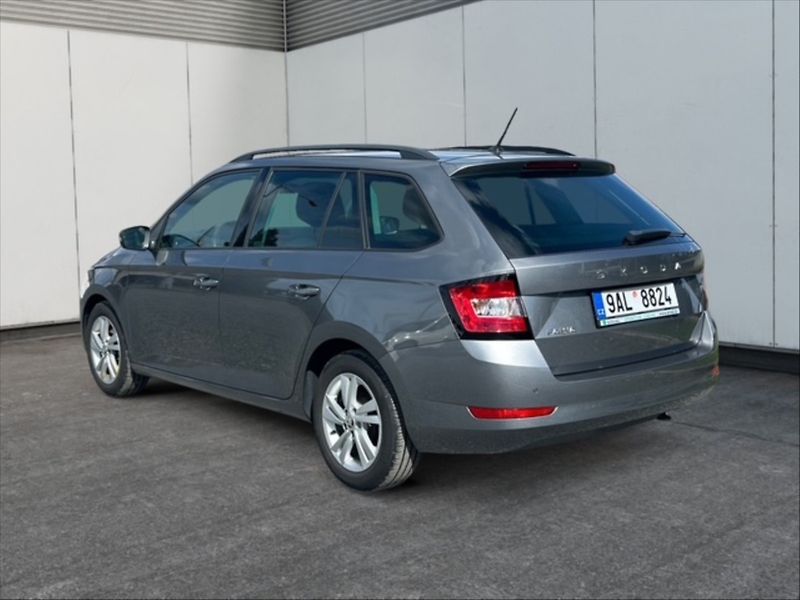 Škoda Fabia 1,0 TSI 70 Ambition - fotka 4 z 11