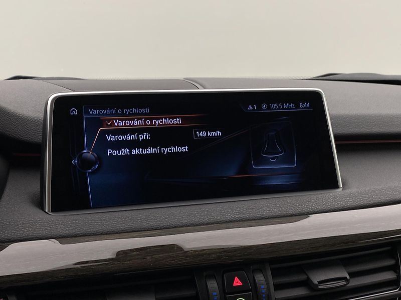 BMW X5 XDRIVE 30d AUT CZ - fotka 47 z 65