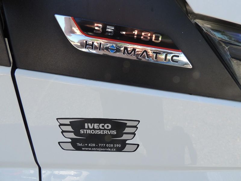 Iveco Daily (2022) 3.0D,129kw,automat,ČR,1.maj. - fotka 9 z 46