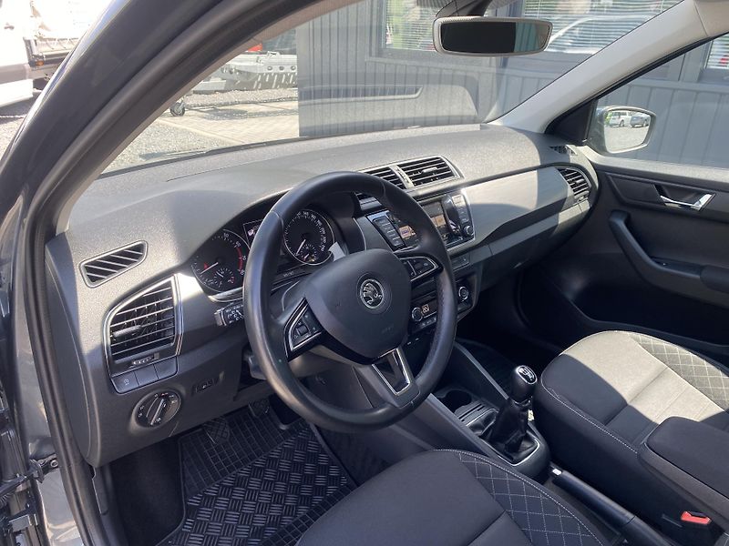 Škoda Fabia 1.2 TSI 81kW -1xMAJ.-STYLE-LED - fotka 14 z 45