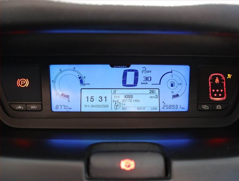 Citroën C4 Picasso (2006) 1.6 HDi, 7 míst, po STK, Klima - fotka 11 z 21