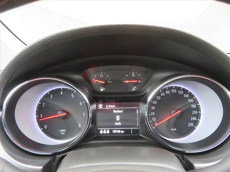 Opel Astra (2017) 1.4 T, Serv.kniha, Tempomat - fotka 11 z 15