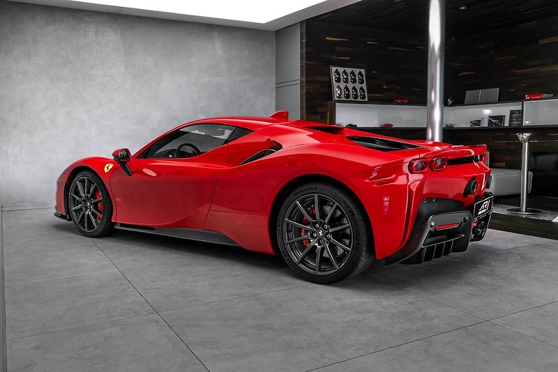 Ferrari SF90 Lift, karbon, metalíza - fotka 7 z 36