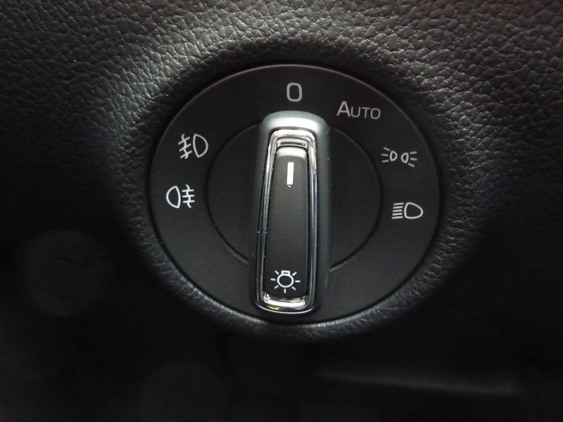 Škoda Superb (2023) 2,0TDi 110kW DSG STYLE Komfort - fotka 13 z 20