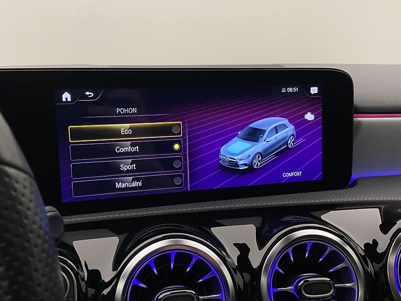 Mercedes-Benz Třídy A A200 AMG 120kW AUT - fotka 48 z 51