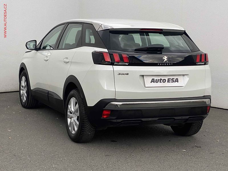 Peugeot 3008 (2017) 1.2PT, Active, AT - fotka 6 z 17
