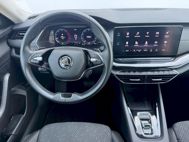 Škoda Octavia (2023) 2.0 TDI 110kW DSG Style Plus P - fotka 9 z 35