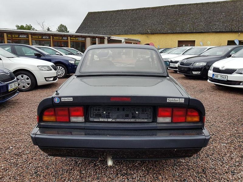 Alfa Romeo Spider KABRIO HARDTOP - fotka 5 z 18