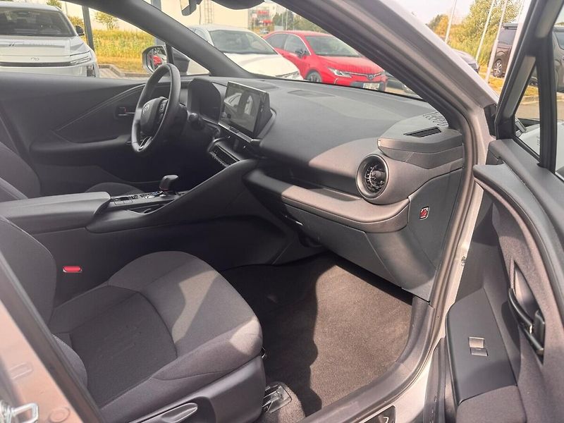 Toyota C-HR 1.8 Style - fotka 12 z 13