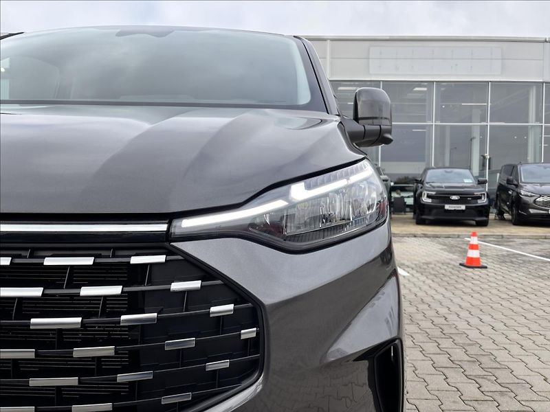 Ford Tourneo Custom 2,0 125kW Titanium X AWD L1 - fotka 9 z 47