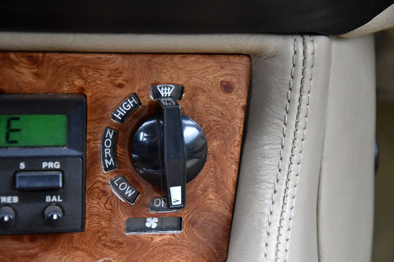 Jaguar XJS (1990) 5.3 V12 CLASSIC COLLECTION - fotka 23 z 49
