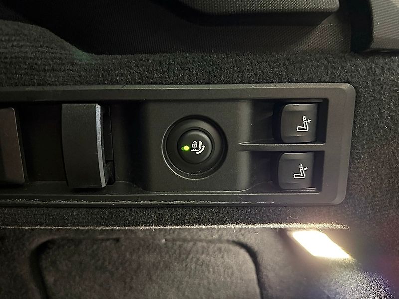 BMW Řada 3 d xDrive M-SPORT, LED, WEBASTO - fotka 26 z 29