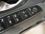 Renault Fluence (2011) 1.6 16V, AC, STK3/28 - náhled 18