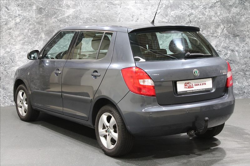 Škoda Fabia 1,9 TDI klima, tempomat - fotka 3 z 28