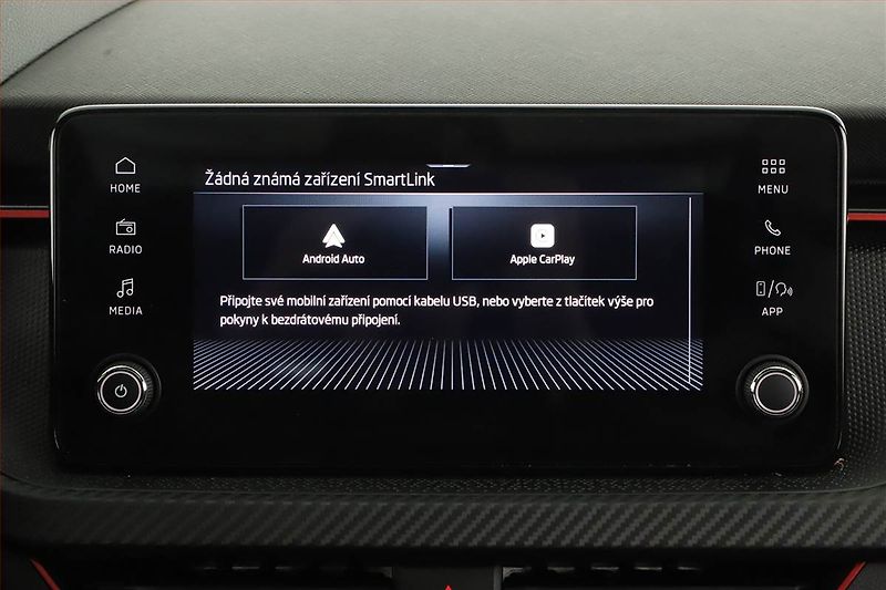 Škoda Kamiq (2025) 1.0 TSI, MONTE CARLO, KEYLESS - fotka 14 z 17