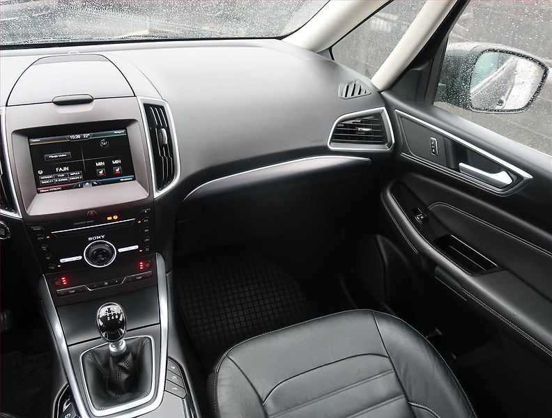 Ford Galaxy (2016) 2.0 TDCi, 4X4, 7 míst - fotka 8 z 30