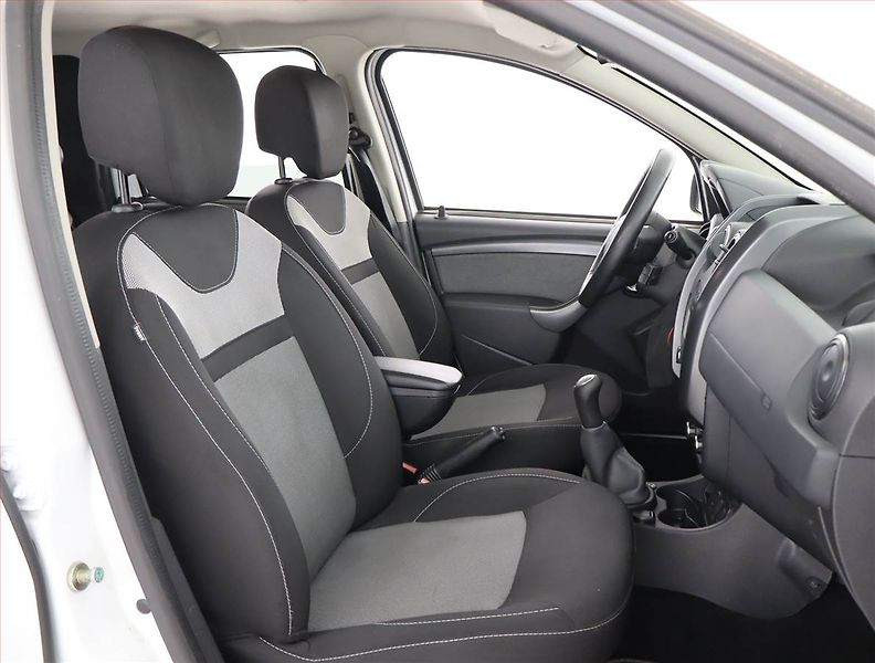 Dacia Duster (2017) 1.6 SCe, LPG, Tempomat - fotka 9 z 20